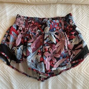 Lululemon Hotty Hot Shorts